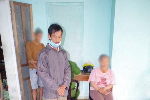 Phạt 7,5 triệu đồng thầy cúng chữa căn khiến cô gái 21 tuổi có thai