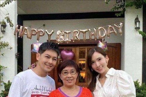 Cuộc sống viên mãn của 'Lâm Chí Dĩnh' bên vợ kém 10 tuổi