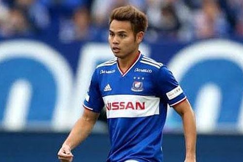 'Sao' tuyển Thái Lan bất ngờ quyết định rời J.League khi đang dự AFF Cup 2020