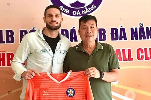 Lộ mức lương khủng CLB Đà Nẵng chi cho ngoại binh, Văn Ngọ cập bến sông Hàn