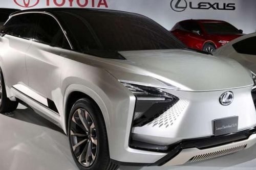 Lộ diện hình ảnh chính thức của Lexus RZ