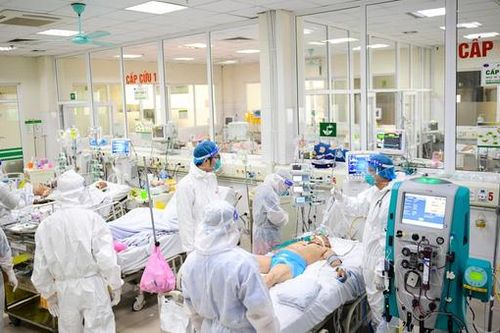 Đẩy lùi số ca chuyển nặng và tử vong do COVID-19: Các địa phương không được 'buông trôi, thả lỏng'!