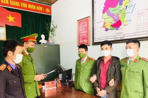 Bắt đối tượng đăng video nhạy cảm cháu bé 15 tuổi lên Facebook
