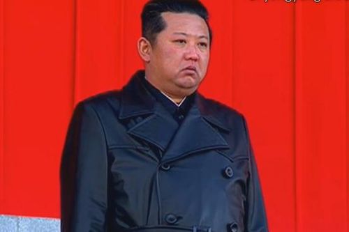 Tưởng niệm 10 năm ngày mất ông Kim Jong Il, NLĐ Kim xuất hiện tiều tụy