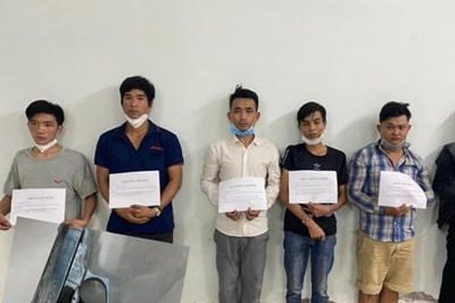 Đột kích tụ điểm ma túy, nhóm đối tượng dùng súng xả đạn vào Công an
