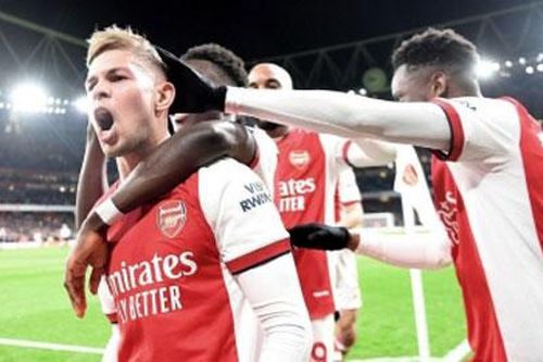 Arsenal trở lại Top 4 sau 425 ngày chờ đợi