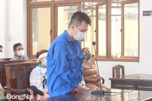 Một phút nóng giận, đánh mất tương lai