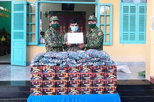 Đồn Biên phòng Ia Nan bắt giữ hơn 1,7 tạ pháo