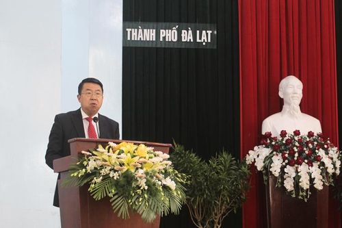 Chất vấn nhiều nội dung về quy hoạch, xây dựng của TP Đà Lạt