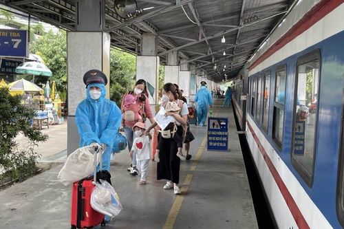 Bộ Y tế đề nghị thu hồi văn bản quy định người từ Hà Nội về Ninh Bình phải cách ly