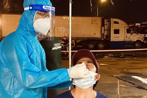 Bộ Y tế hỏa tốc yêu cầu Ninh Bình thu hồi văn bản 'người từ Hà Nội về phải cách ly, lấy mẫu xét nghiệm'