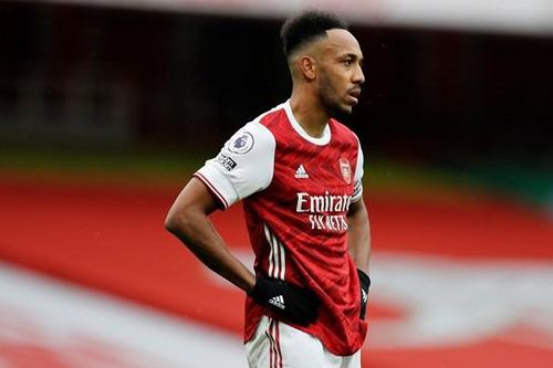 Vô kỷ luật tiền đạo Aubameyang bị Arsenal cấm tập luyện