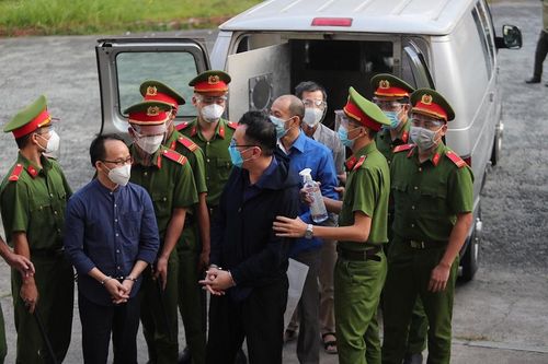 Nguyên Phó Chủ tịch UBND TP Hồ Chí Minh Trần Vĩnh Tuyến lĩnh án 6 năm tù