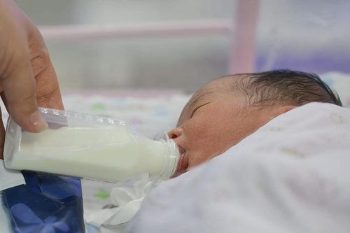 Cặp vợ chồng Trung Quốc bán 5 đứa con ruột
