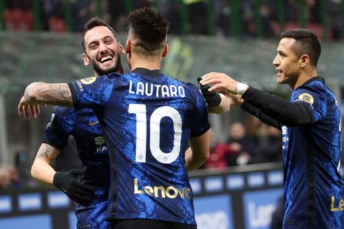 Simone Inzaghi thầm lặng