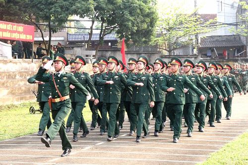 Bản cương lĩnh thể hiện tư tưởng Hồ Chí Minh về xây dựng lực lượng vũ trang nhân dân Việt Nam
