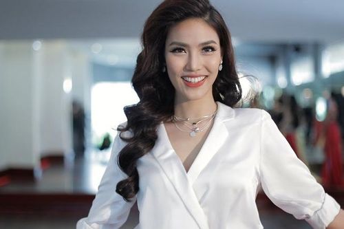 Lan Khuê tái xuất, ngồi 'ghế nóng' một cuộc thi sắc đẹp