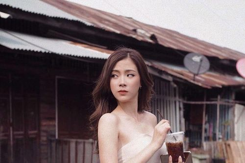 Ngắm mỹ nhân Thái Lan diện đồ lụa đẹp hút hồn