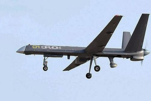 Quốc gia đầu tiên trên thế giới tạo UAV trang bị radar và tên lửa không đối không