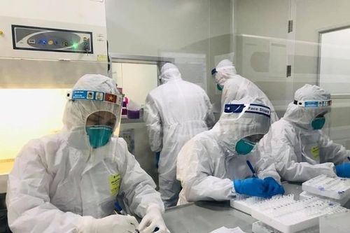 Sáng 19/12, Việt Nam ghi nhận gần 1,1 triệu ca COVID-19 đã khoỉo