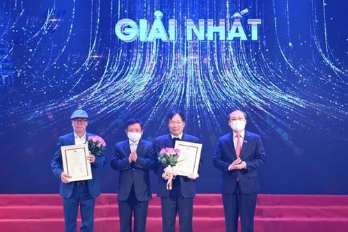 Đài Tiếng nói Việt Nam trao giải Cuộc thi sáng tác ca khúc 'Hát lên Việt Nam – Let's sing Viet Nam'