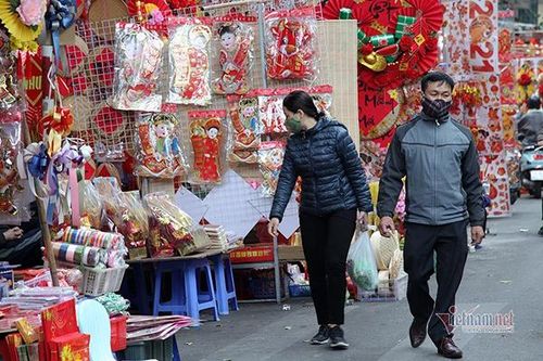 Hà Nội nghiêm cấm biếu, tặng quà Tết cho lãnh đạo các cấp