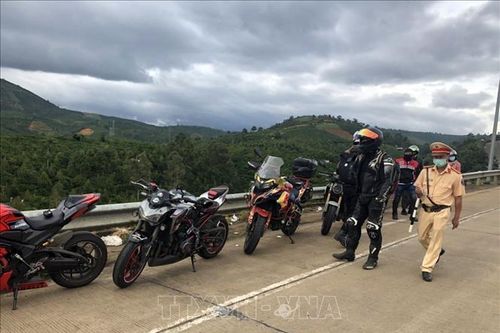 Xử lý nhiều trường hợp vi phạm Luật giao thông khi lên Đà Lạt du lịch