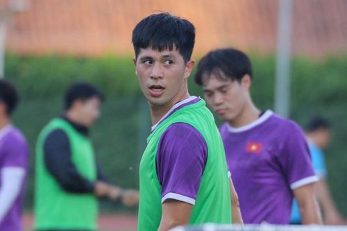 Đình Trọng báo tin dữ cho ông Park trong nỗi lo đụng Thái Lan ở bán kết!
