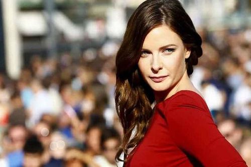 Rebecca Ferguson - 'Đóa hồng đa sắc' từ Thụy Điển
