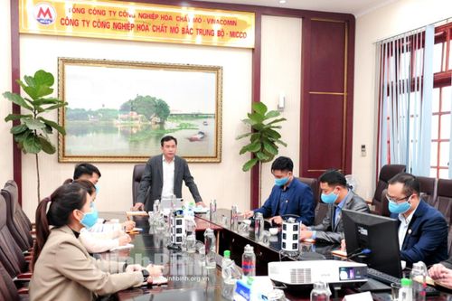 Đủ nắng hoa sẽ nở