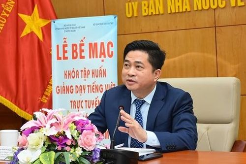 Bế mạc Khóa tập huấn dạy tiếng Việt cho giáo viên Việt Nam ở nước ngoài