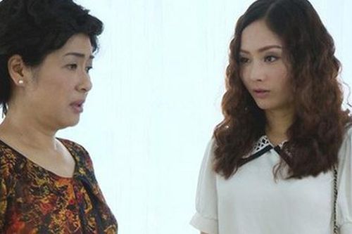 Suốt 8 năm làm dâu đầy nước mắt, ngày chia tay con dâu nói một câu khiến mẹ chồng khóc ròng vì hối hận nhưng đã quá muộn!