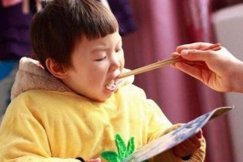 Vô tình biến con trở thành người biếng nhác vì kiểu yêu thương không đúng cách của bố mẹ