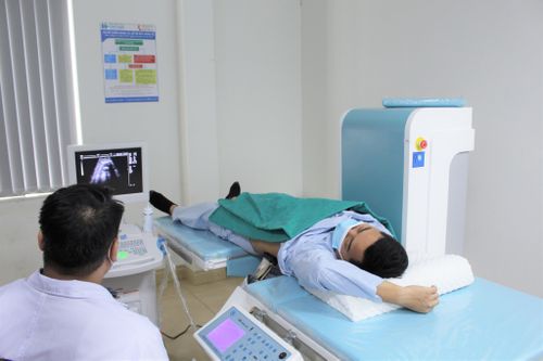 Bệnh viện Đa khoa Hưng Thịnh: Triển khai kỹ thuật tán sỏi ngoài cơ thể bằng sóng xung kích