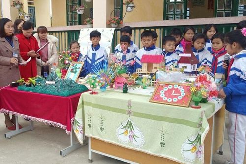 Học và làm theo Bác để thi đua dạy tốt, học tốt