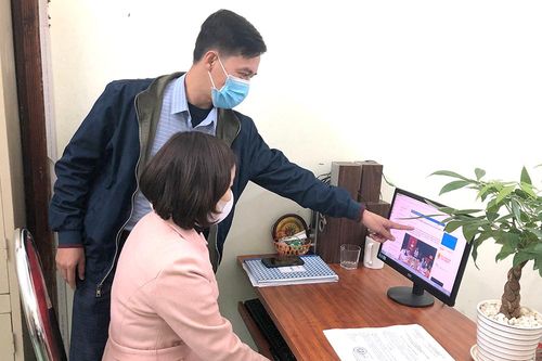 Cầu nối thông tin giữa chính quyền và người dân
