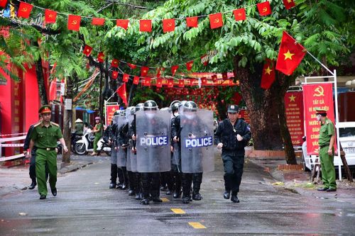 Thực hiện cao điểm tấn công, trấn áp tội phạm trong dịp Tết