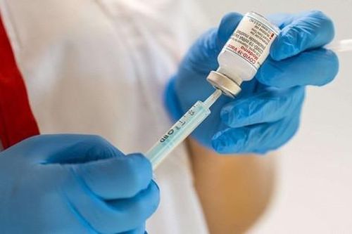 Trước các biến thể, vaccine COVID-19 vẫn là biện pháp hữu hiệu ngăn ngừa dịch bệnh