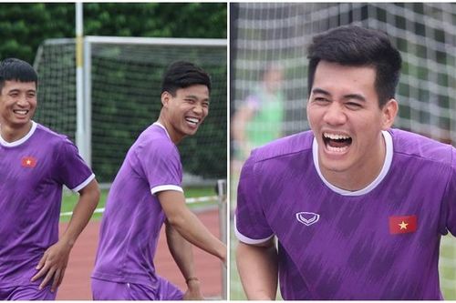 ĐT Việt Nam cười 'thả phanh' trước màn tái ngộ Thái Lan