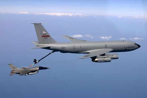 Hoạt động của Không quân Mỹ gần cầu Crimea khiến Nga vất vả chống đỡ