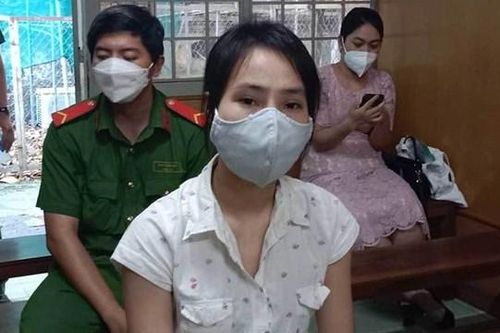 Mang bom tự chế đi cướp ngân hàng, thiếu nữ U30 khai 'làm theo giấc mơ'
