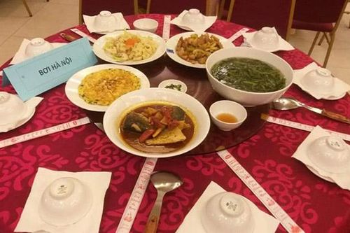 VĐV giải bơi, lặn VĐQG 'kêu trời' với phần ăn kham khổ