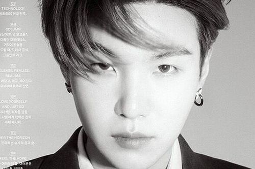 Suga BTS lại 'gây bão' với chiếc váy cực kỳ nữ tính trong bộ ảnh mới nhất