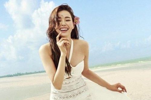 'Hoa hậu đẹp nhất Hàn Quốc' lên xe hoa ở tuổi 39