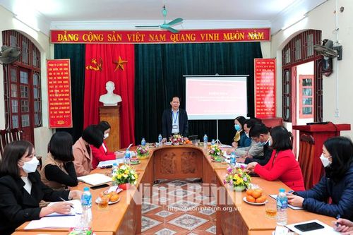 Kiểm tra kết quả phổ cập giáo dục, xóa mù chữ năm 2021 huyện Yên Khánh, Nho Quan