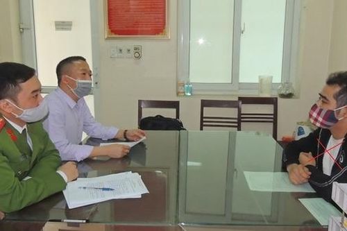 Lừa bán hoa lan bị truy nã đặc biệt nguy hiểm
