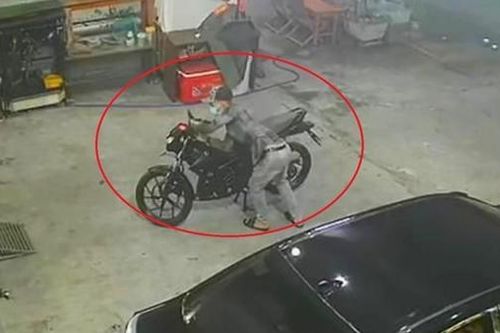 Mở quán chưa kịp bán, bị trộm cuỗm mất xe gắn máy