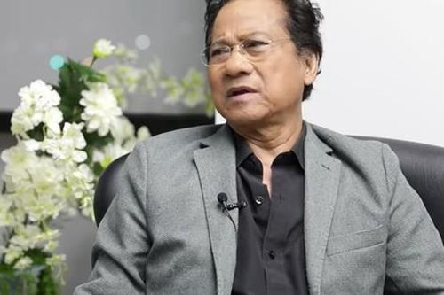 Chế Linh: 'Bà xã sợ tôi lớn tuổi, làm thế lại đứt gân máu chết ngoài đường'