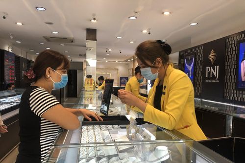 Đại gia vàng PNJ lãi 140 tỷ trong tháng 11