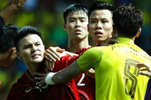 Cựu HLV tuyển Thái Lan: 'Gặp Việt Nam lúc nào cũng căng thẳng'